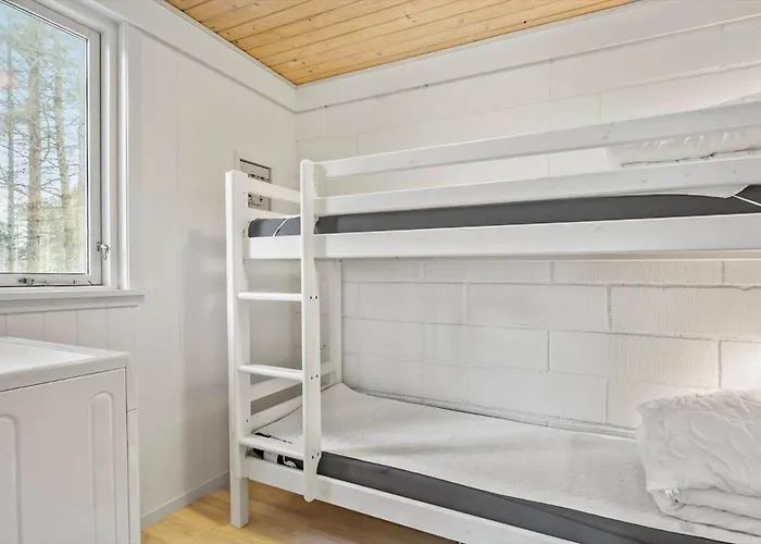 Lf364-hurup-thy-solsortevej-64 * Sønder Ydby